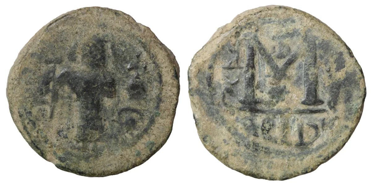 i4 Arab-Byzantine, Umayyad Caliphate, c. 680-700. Æ Fals