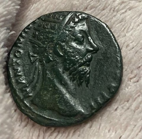 The coin, obverse