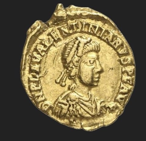 The coin, obverse