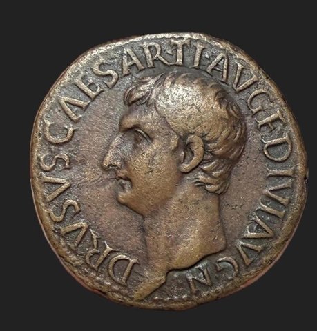The coin, obverse