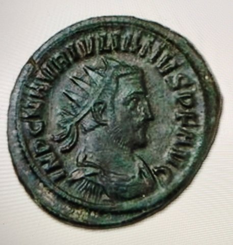 The coin, obverse