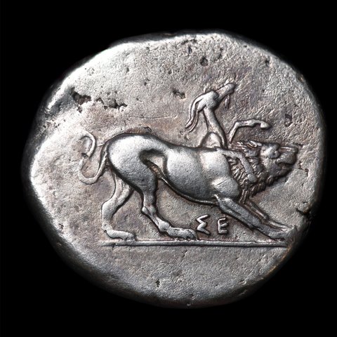 The coin, obverse